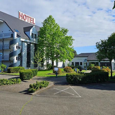 Hotel Restaurant La Tour Romaine - Haguenau - Strasbourg Nord Schweighouse-sur-Moder ภายนอก รูปภาพ