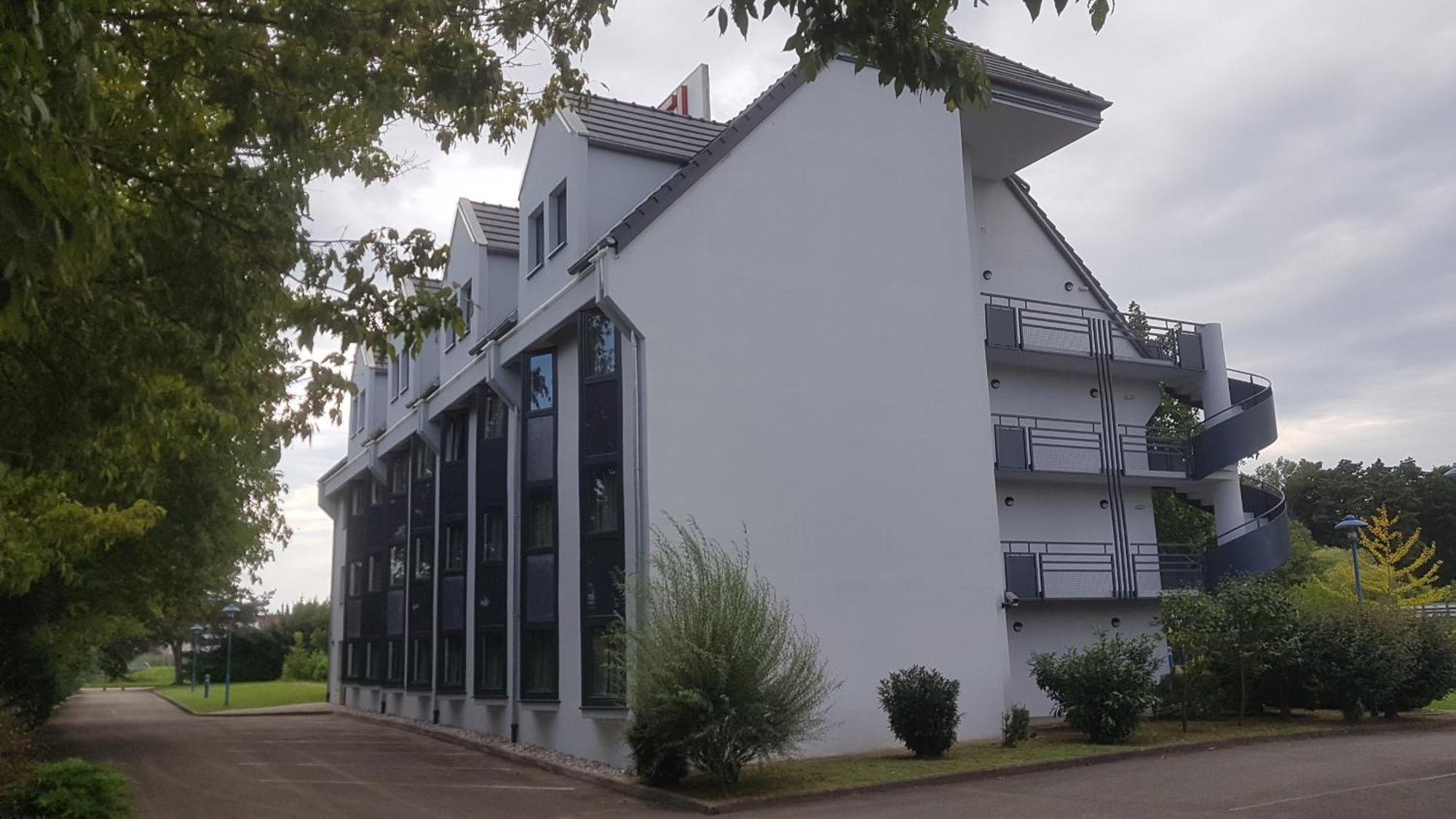 Hotel Restaurant La Tour Romaine - Haguenau - Strasbourg Nord Schweighouse-sur-Moder ภายนอก รูปภาพ